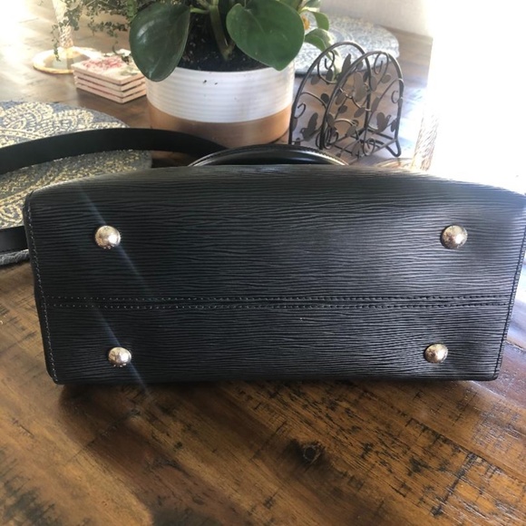 Louis Vuitton hand bag - Picture 4 of 6